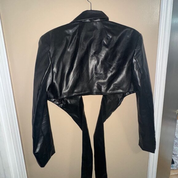 SHEIN Cropped Faux Leather Blazer M - Picture 6 of 6